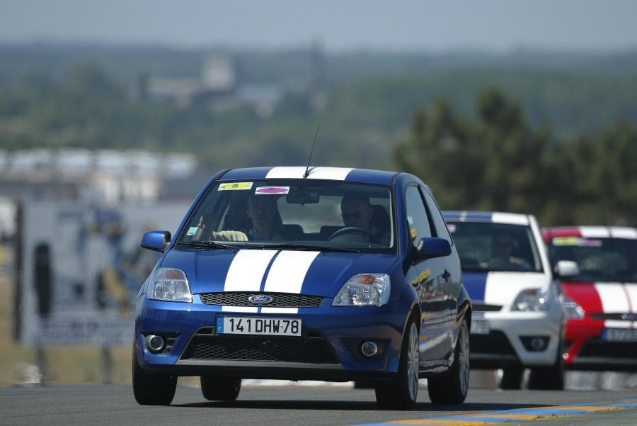  Ford Fiesta ST 2005 года  (фото 57 из 57)